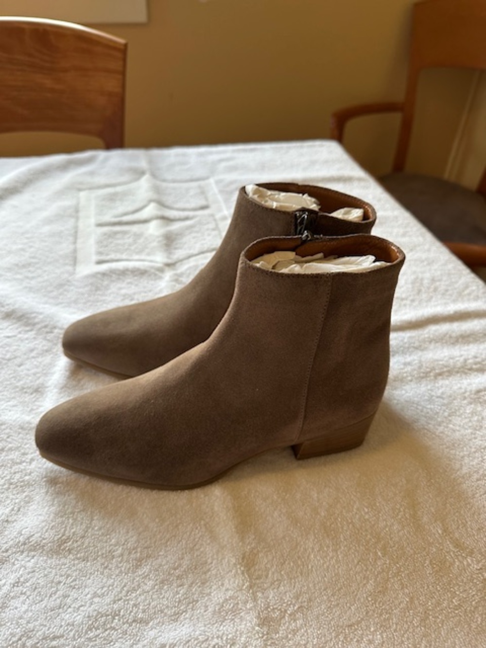 Aquatalia Fuoco Suede Taupe Booties, Size 37, Brand New
